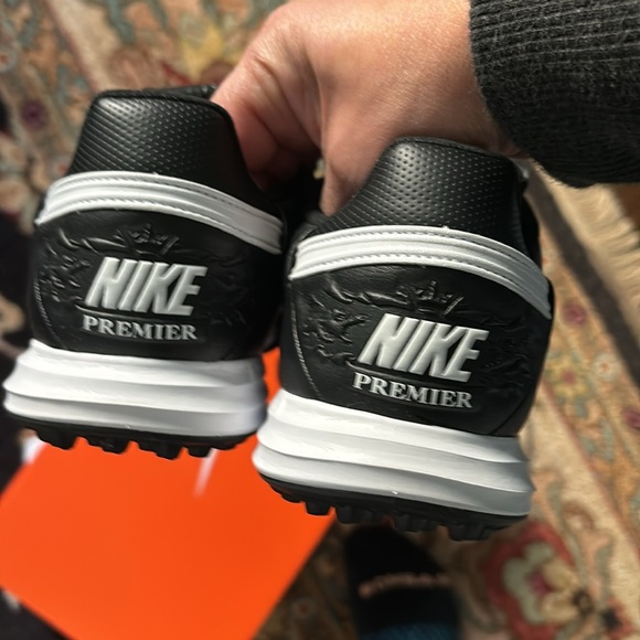 The Nike Premier III TF - Picture 4 of 8
